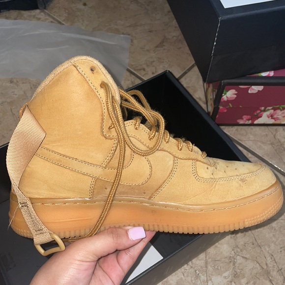 Nike Air Force - Picture 6 of 9